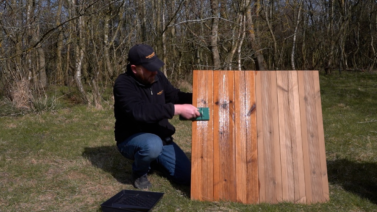 Best Decking Oil a look at the best type of decking oil
