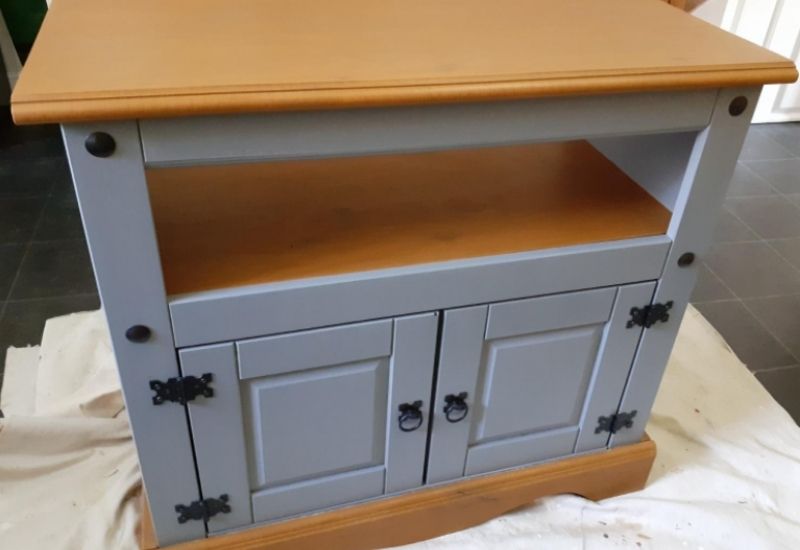 How to change the colour of wood using our Teak Wood Stain