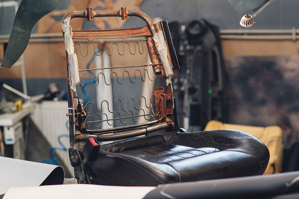 Car trimming Retrimming and restoration of classic car seats
