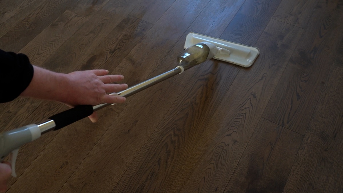 Using Wood Floor Cleaner